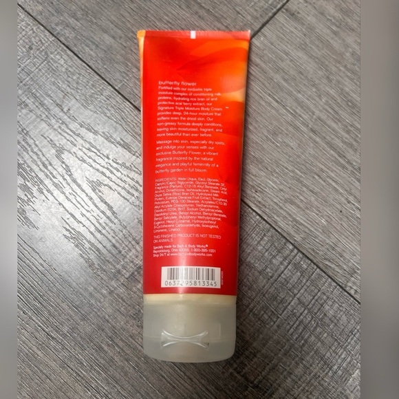 Bath & Body Works Signature Creamy Body Cream Butterfly Flower 8 oz RARE - Picture 4 of 4